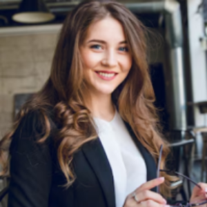 Profile photo of Alexa Shaw